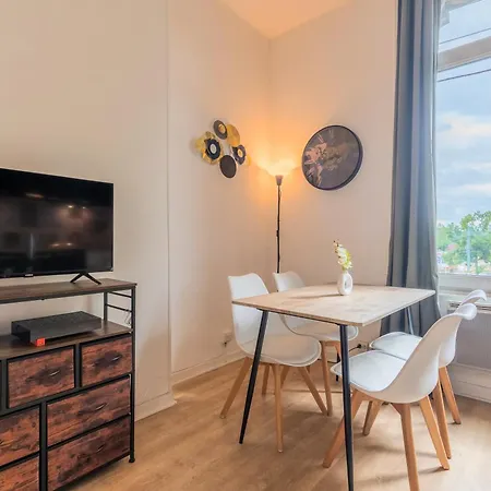 Apartamento T2 En Face Du Tramway Et Proche De Lille *