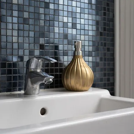 T2 En Face Du Tramway Et Proche De Lille *