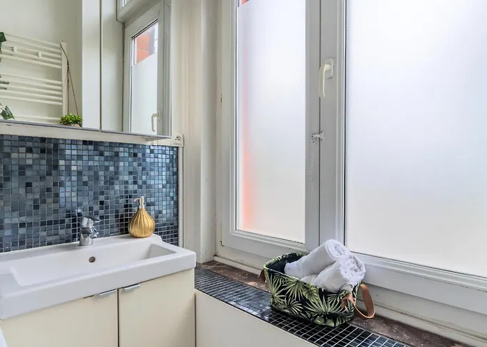 T2 En Face Du Tramway Et Proche De Lille * Marquette lez Lille