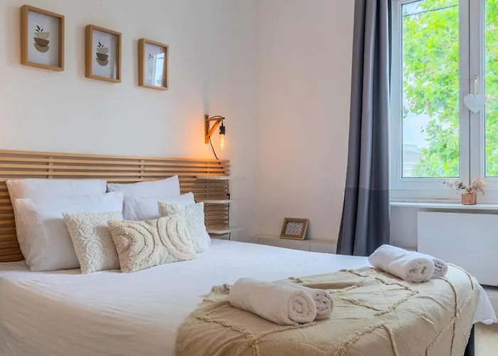 T2 En Face Du Tramway Et Proche De Lille * Marquette lez Lille