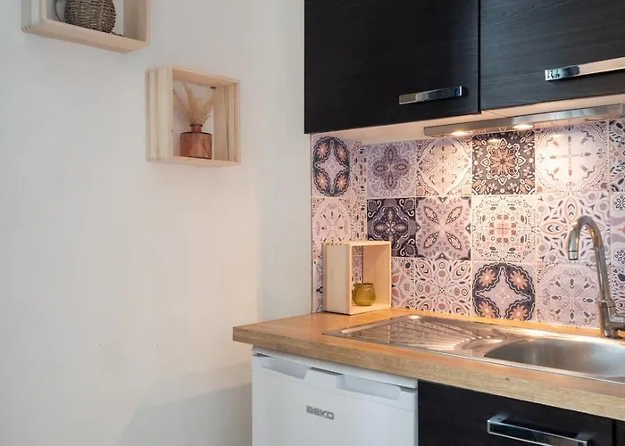 T2 En Face Du Tramway Et Proche De Lille * Marquette lez Lille